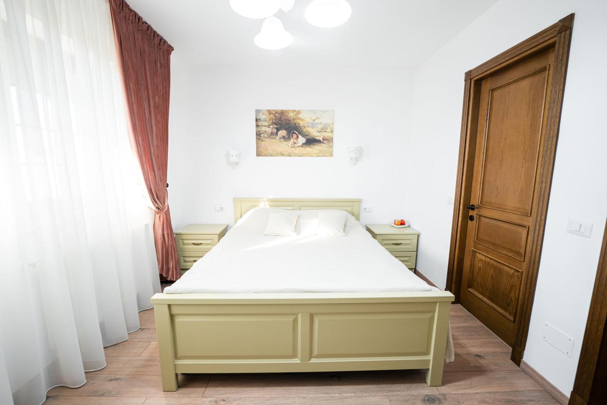 Casa Andra Hotel Siret Luaran gambar