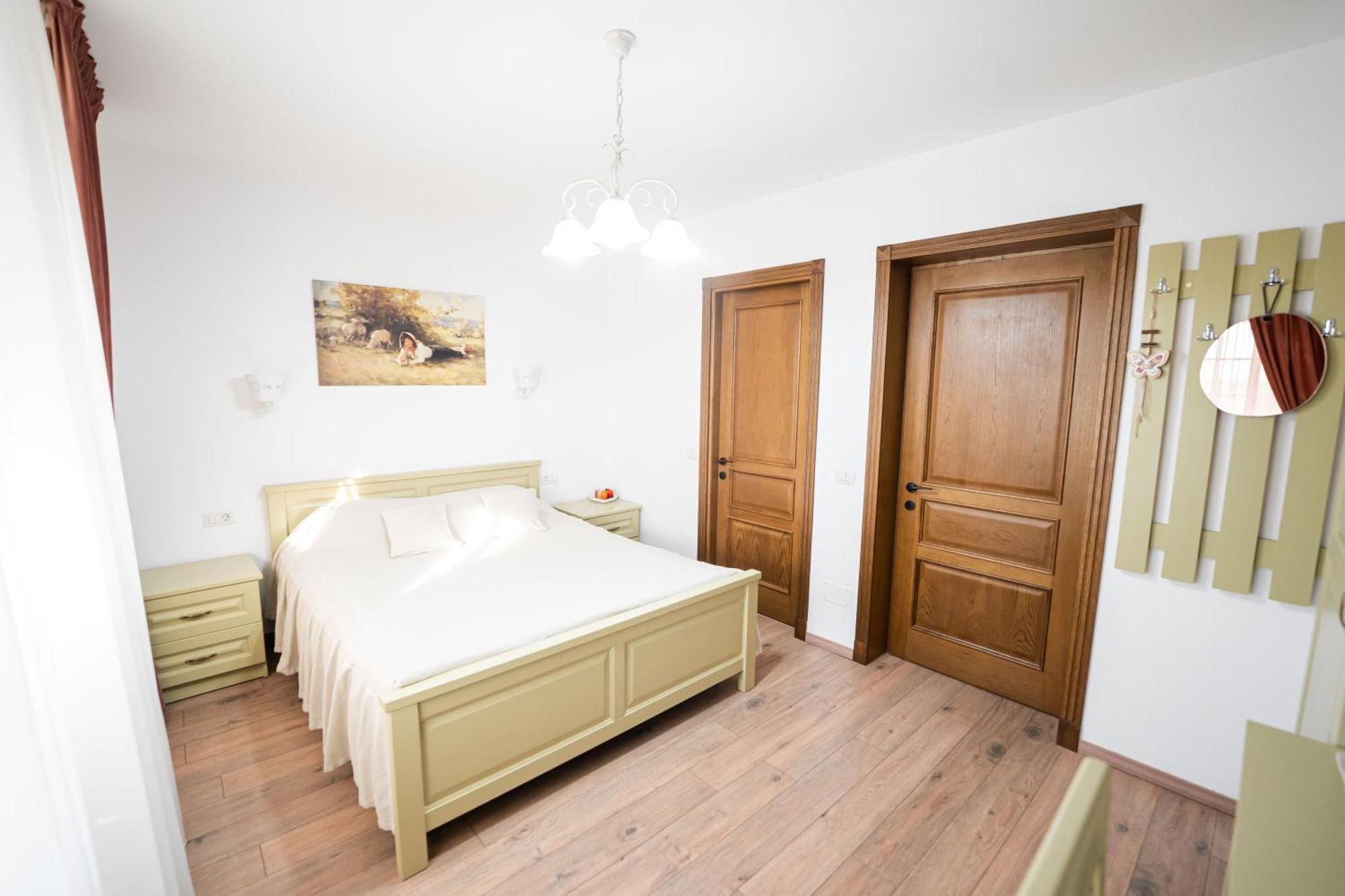 Casa Andra Hotel Siret Luaran gambar